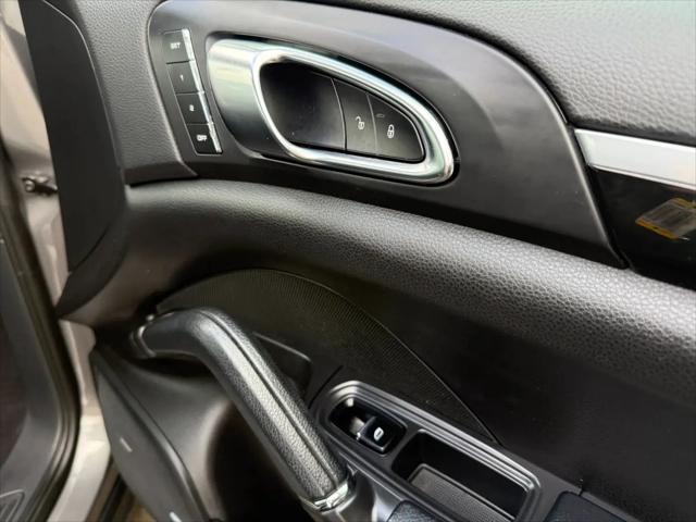 2012 Porsche Cayenne Cayenne