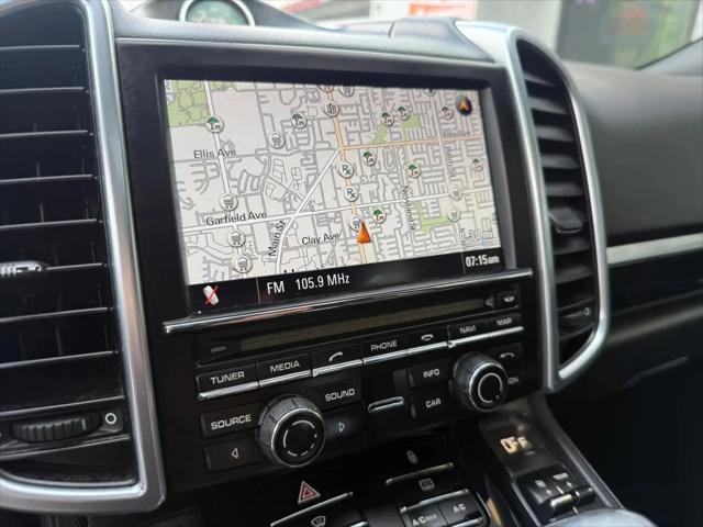 2012 Porsche Cayenne Cayenne