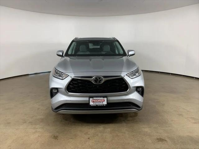 2022 Toyota Highlander Platinum