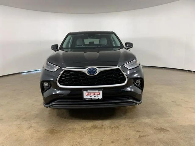 2023 Toyota Highlander Hybrid LE