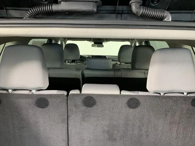 2023 Toyota Highlander Hybrid LE