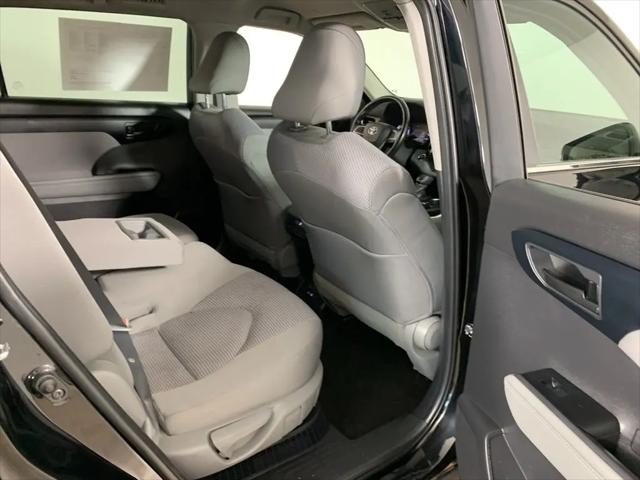 2023 Toyota Highlander Hybrid LE