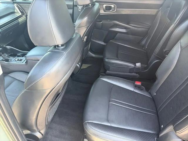 2025 Kia Sorento X-Line EX