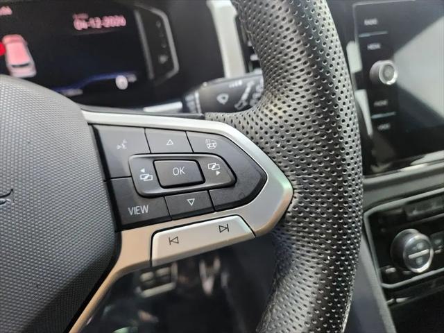 2023 Volkswagen Atlas Cross Sport 2.0T SEL R-Line Black