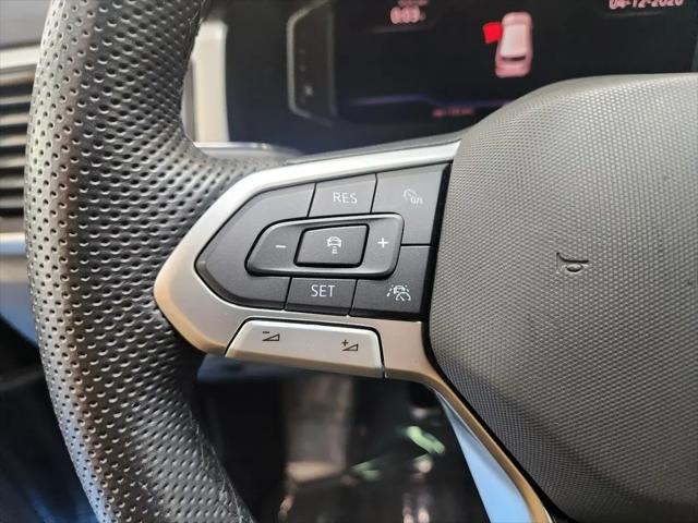 2023 Volkswagen Atlas Cross Sport 2.0T SEL R-Line Black