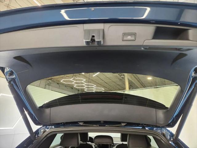 2023 Volkswagen Atlas Cross Sport 2.0T SEL R-Line Black