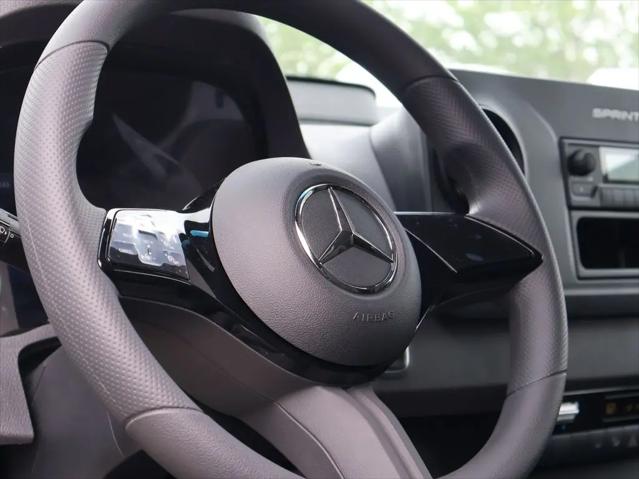 2026 Mercedes-Benz Sprinter 2500 Standard Roof 4-Cyl Diesel