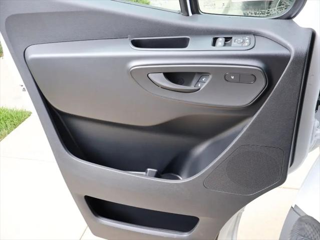 2026 Mercedes-Benz Sprinter 2500 Standard Roof 4-Cyl Diesel