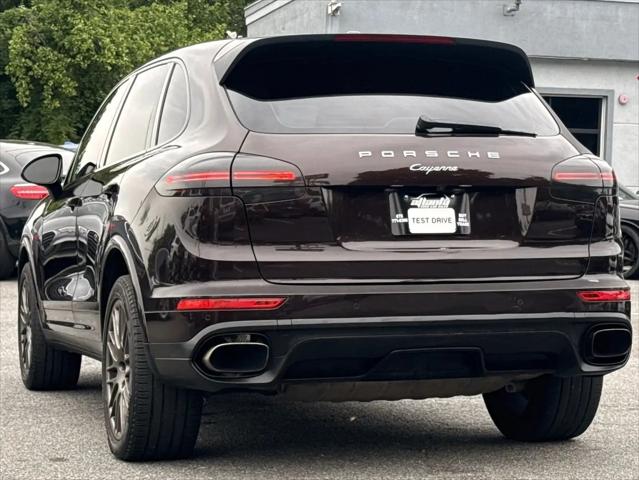 2017 Porsche Cayenne Cayenne