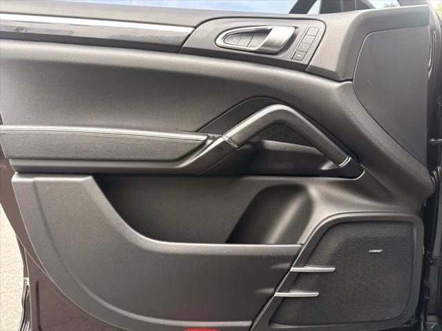 2017 Porsche Cayenne Cayenne
