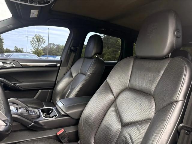 2017 Porsche Cayenne Cayenne