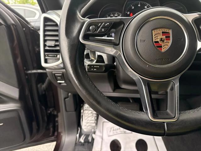 2017 Porsche Cayenne Cayenne