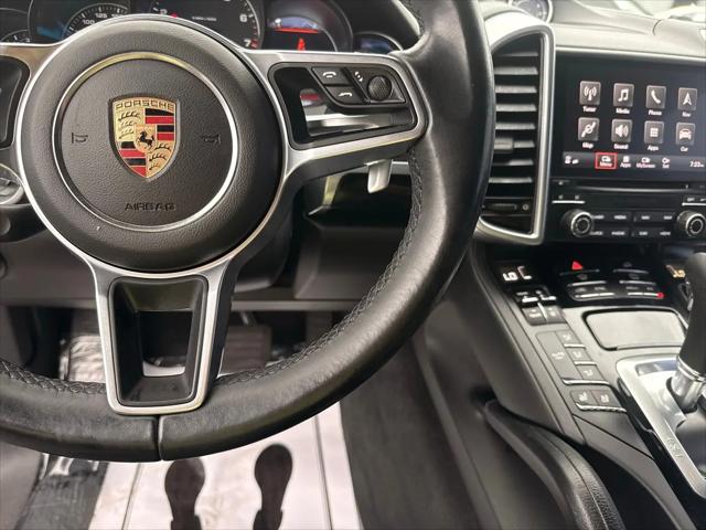 2017 Porsche Cayenne Cayenne