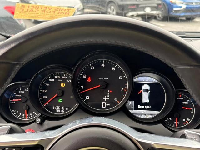 2017 Porsche Cayenne Cayenne