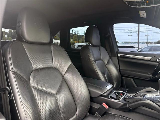 2017 Porsche Cayenne Cayenne