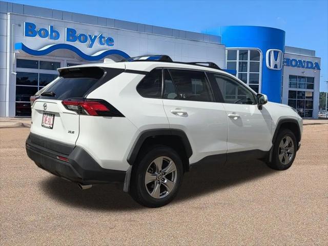 2023 Toyota RAV4 XLE