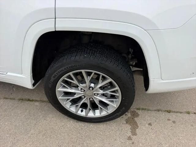 2023 Jeep Grand Cherokee L Summit 4x4