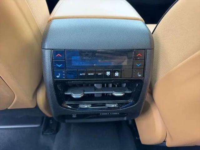 2023 Jeep Grand Cherokee L Summit 4x4