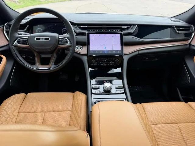 2023 Jeep Grand Cherokee L Summit 4x4