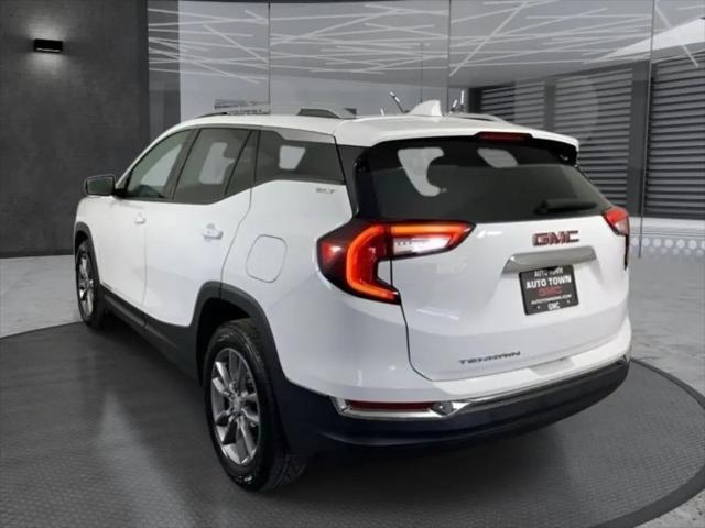 2024 GMC Terrain FWD SLT