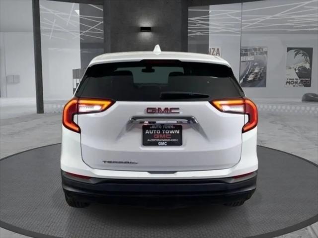 2024 GMC Terrain FWD SLE
