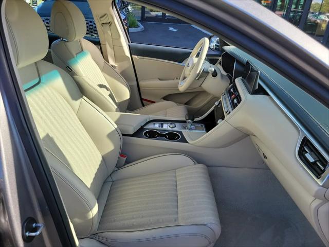 2026 Genesis G70 2.5T RWD Prestige