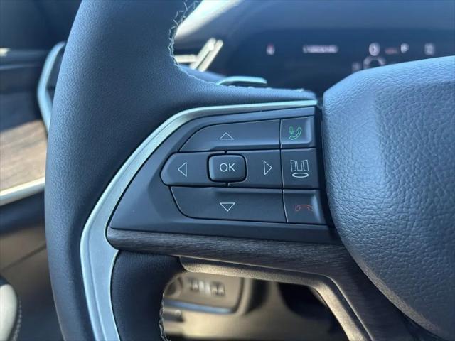 2026 Jeep Grand Cherokee L Altitude 4x2