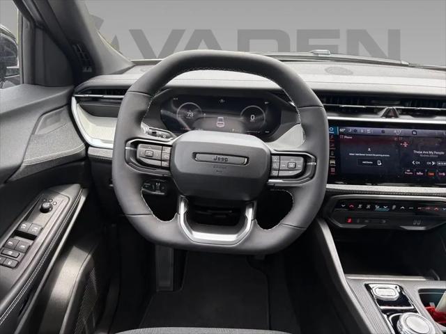 2026 Jeep Cherokee Laredo 4x4