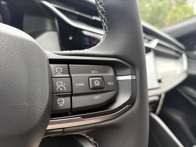 2026 Jeep Cherokee Laredo 4x4