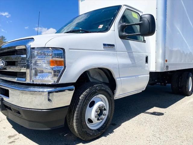 2027 Ford E-Series Cutaway E-Series Cutaway