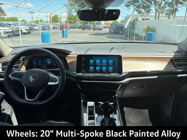 2026 Volkswagen Atlas SE with Technology