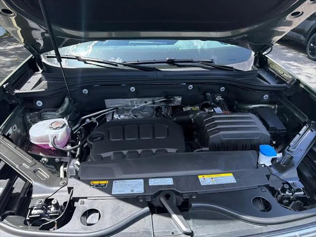 2026 Volkswagen Atlas SE with Technology
