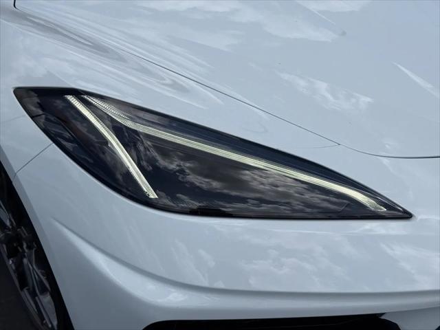 2024 Chevrolet Corvette Stingray RWD Convertible 2LT