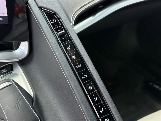 2024 Chevrolet Corvette Stingray RWD Convertible 2LT