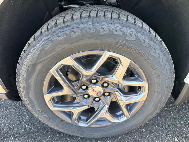 2026 GMC Sierra 1500 Crew Cab, Short Bed, SLT, 4WD