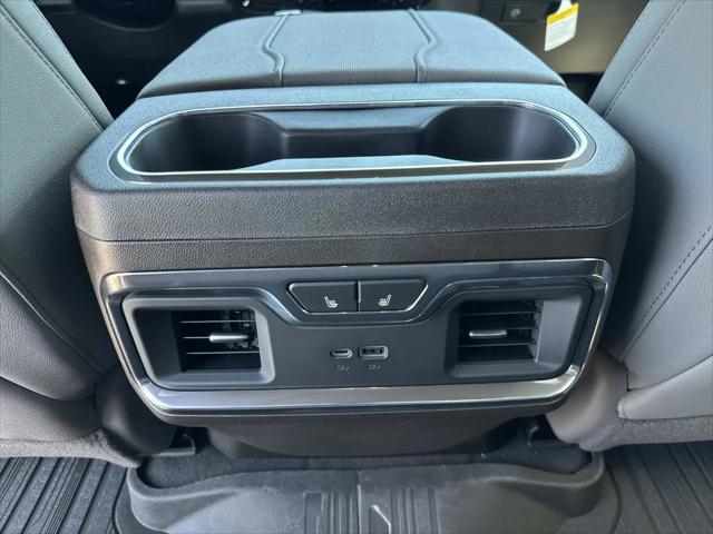 2026 GMC Sierra 1500 Crew Cab, Short Bed, SLT, 4WD