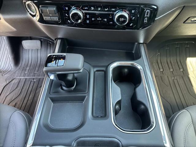 2026 GMC Sierra 1500 Crew Cab, Short Bed, SLT, 4WD