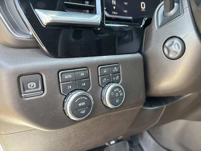 2026 GMC Sierra 1500 Crew Cab, Short Bed, SLT, 4WD