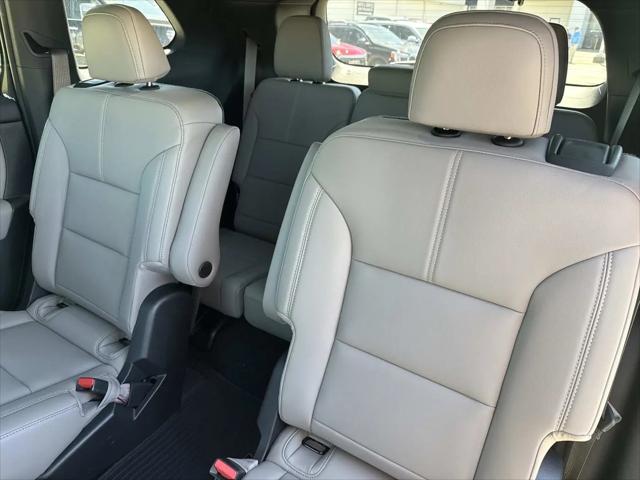 2026 GMC Acadia Elevation FWD