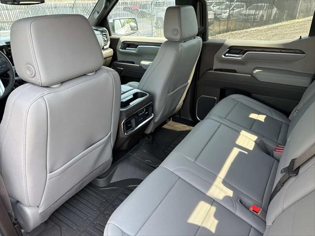 2026 GMC Sierra 1500 Crew Cab, Short Bed, SLT, 4WD