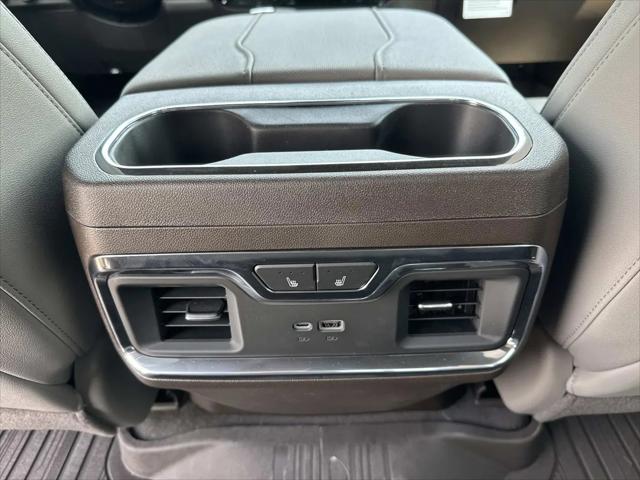2026 GMC Sierra 1500 Crew Cab, Short Bed, SLT, 4WD