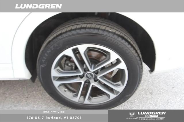 2025 Audi Q5 Premium TFSI quattro S tronic