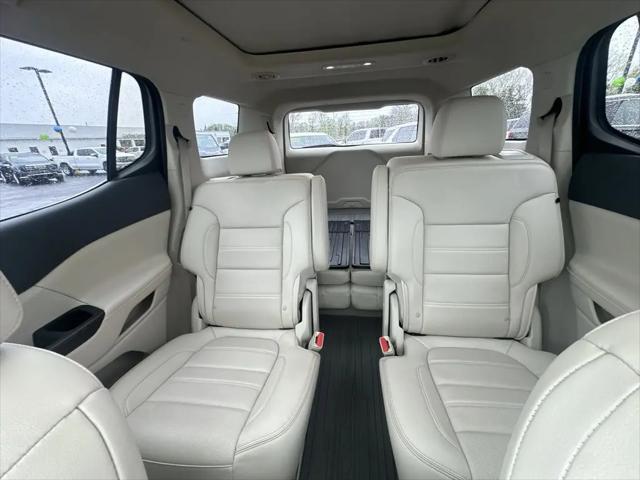 2022 GMC Acadia AWD Denali