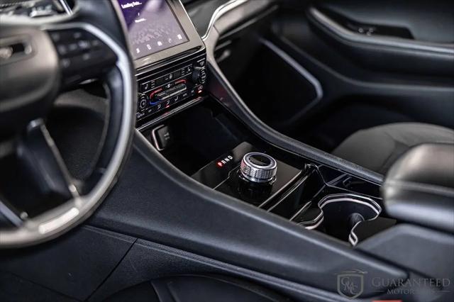 2021 Jeep Grand Cherokee Laredo 4x4