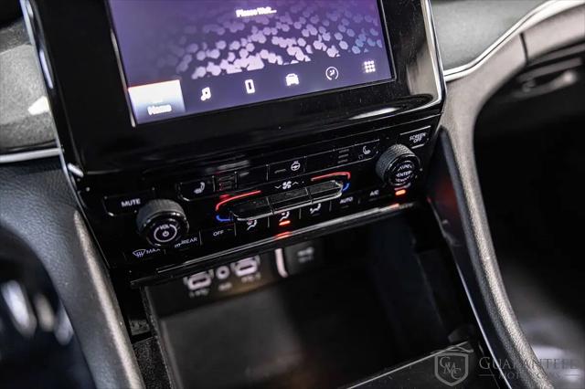 2021 Jeep Grand Cherokee Laredo 4x4