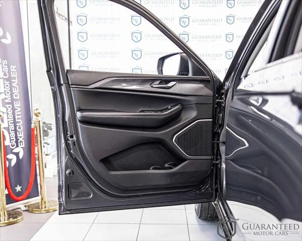 2021 Jeep Grand Cherokee Laredo 4x4