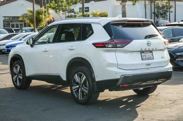 2025 Nissan Rogue SL FWD