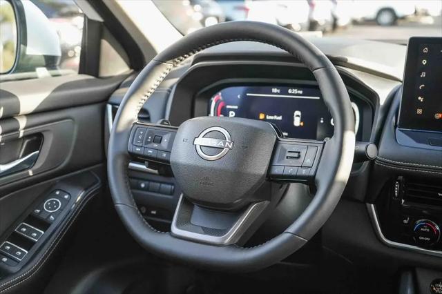 2025 Nissan Rogue SL FWD