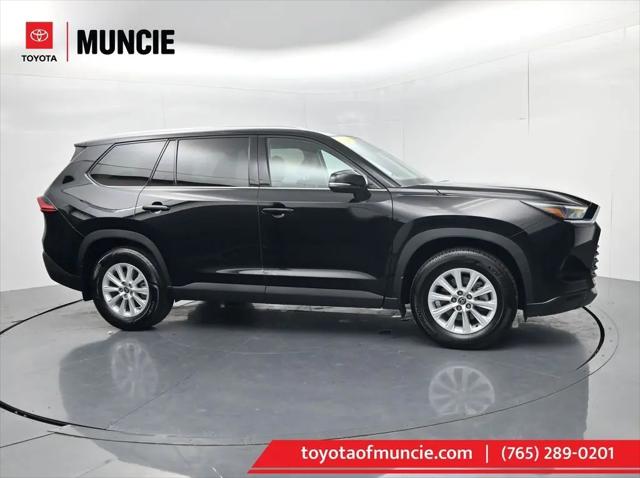 2024 Toyota Grand Highlander XLE for sale in Muncie, IN