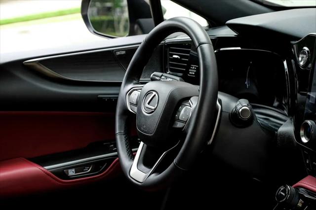 2022 Lexus NX 350h Luxury